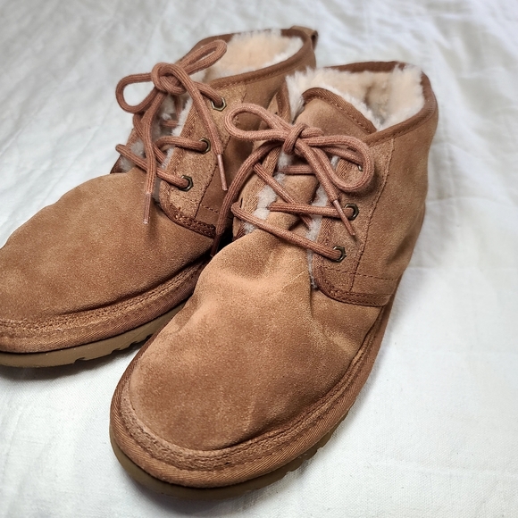 UGG Neumel Suede Low Chukka Classic Ankle Boots sz 10/43 - Picture 1 of 13